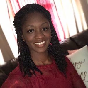 Meet your Posher, Cassie